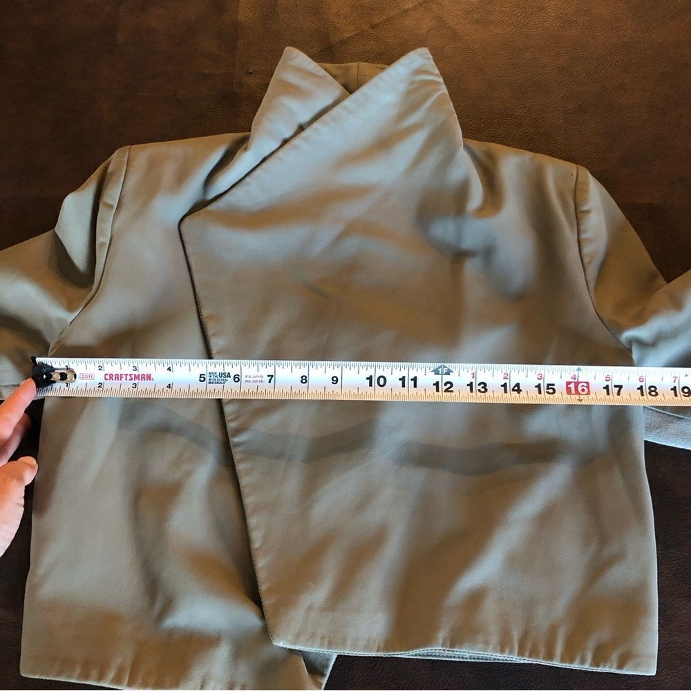 Lamarque Crop Leather Jacket - Picture 12 of 16